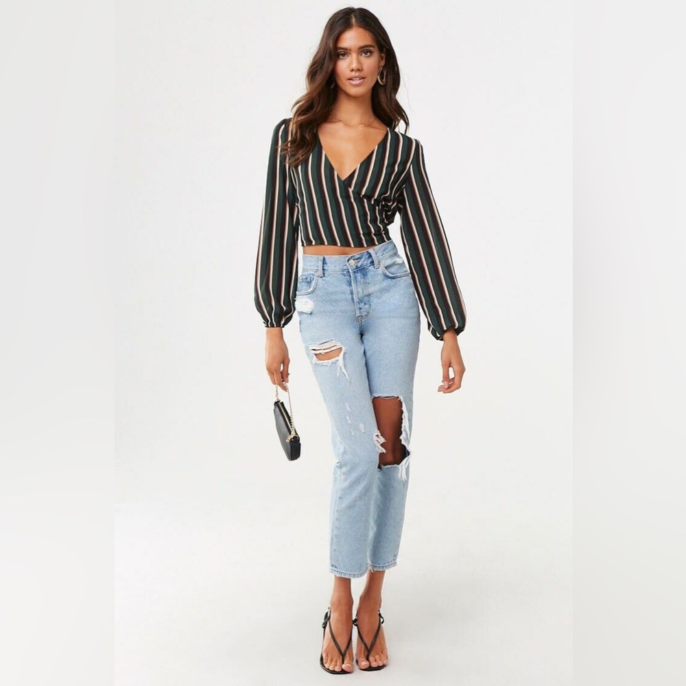 Forever 21 Large Sheer Striped Surplice Crop Top in Hunter Green/Stripes - Picture 8 of 10